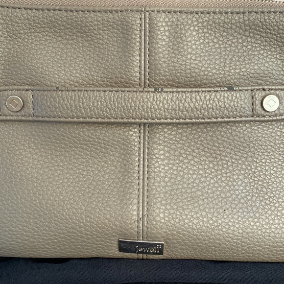 Jewell by Thirty-One Crossbody/Clutch Purse. - Picture 8 of 11